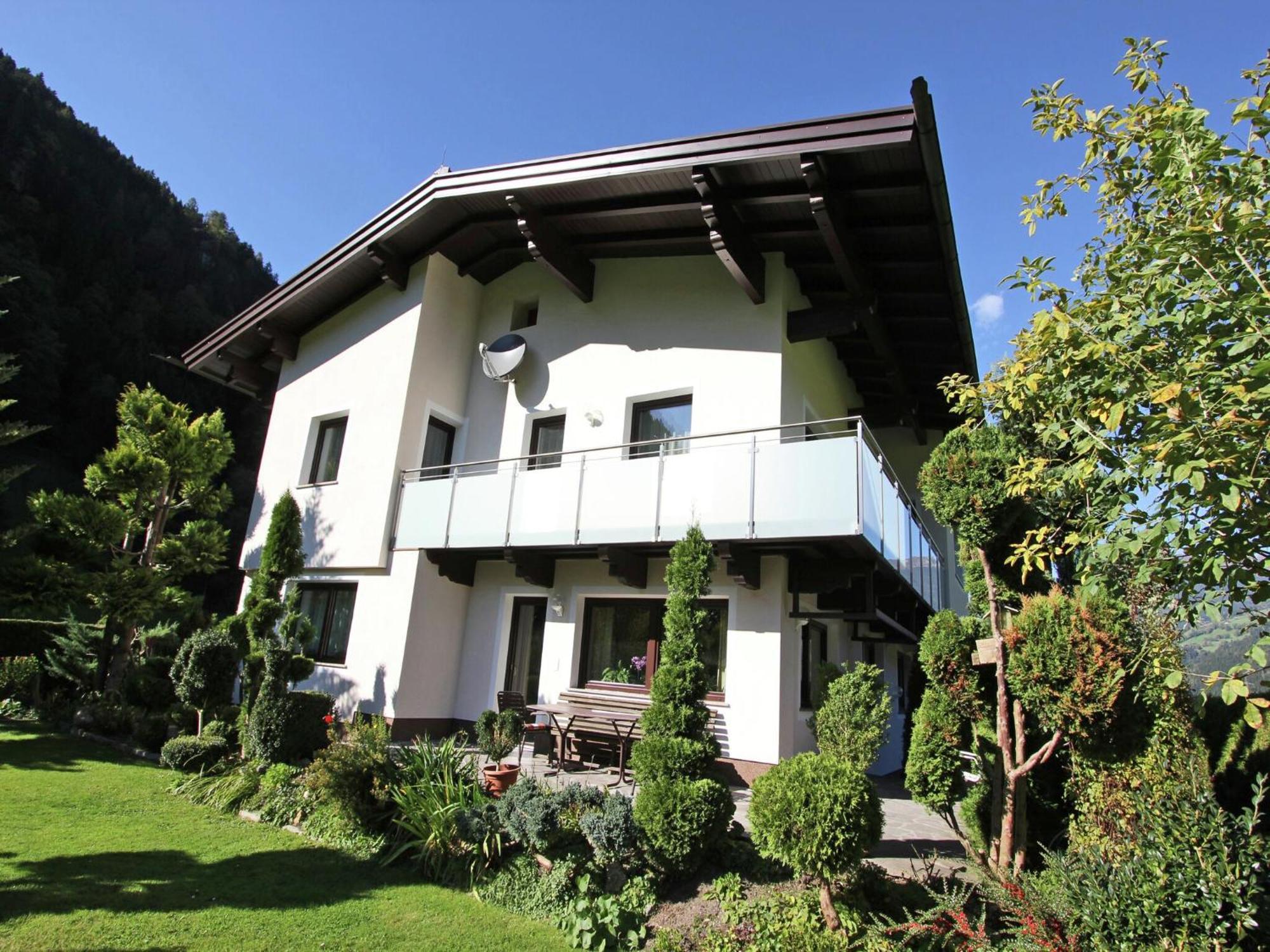 Cozy Apartment In Aschau Im Zillertal Near Ski Lift Ngoại thất bức ảnh